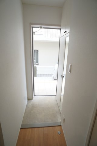シャルム宝塚の玄関