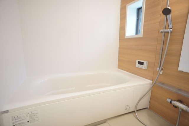 シャルム宝塚の浴室