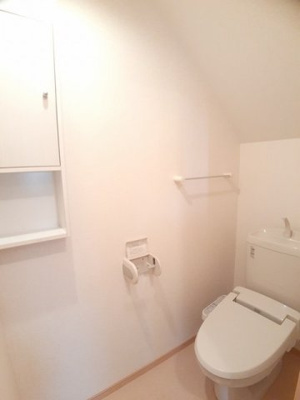 【トイレ】 | クレードル | 清潔感のあるトイレです