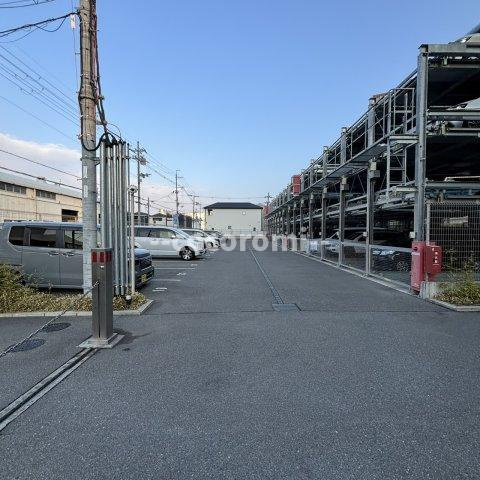 ファインシティ枚方の駐車場