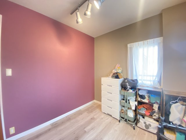 ロイヤルイルマーレ新舞子の洋室|洋室5.2帖　別角度☆