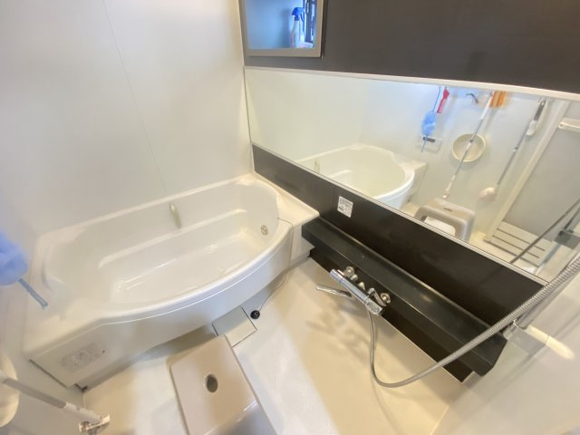 ロイヤルイルマーレ新舞子の浴室|浴室　1日の疲れを落とせます♪