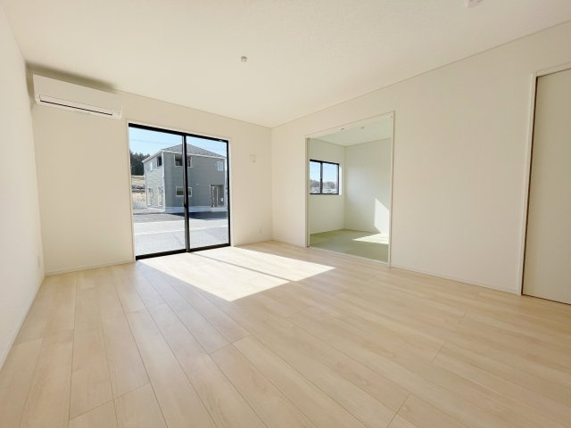 新築戸建・新築建売　泉崎村北平山第2　泉崎第二小・泉崎中の居間・リビング|同社施工例