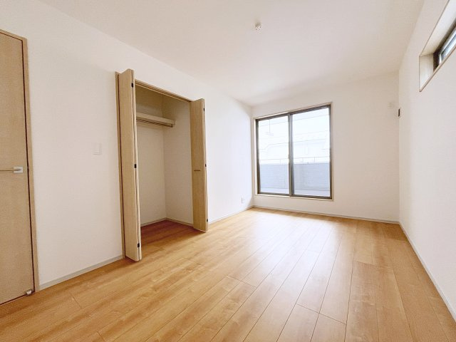 新築戸建・新築建売　西郷村小田倉字前原　小田倉小・西郷第二中の洋室|7.5帖の主寝室は広々としておりゆとりのあるプライベート空間！