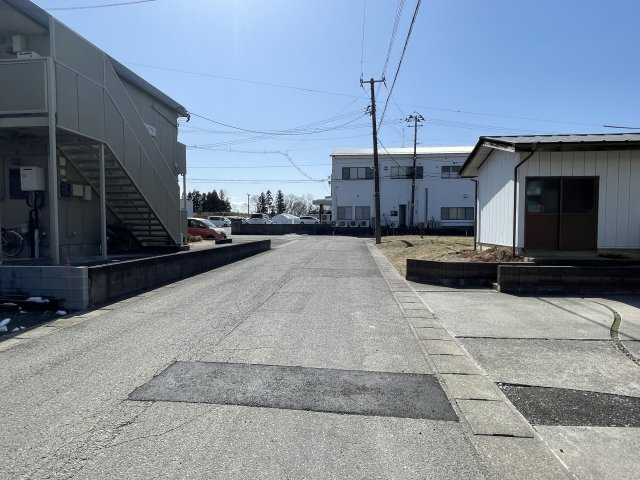 新築戸建・新築建売　鏡石町境第4　第一小・鏡石中の前面道路含む現地写真|閑静な住宅街で落ち着きのある生活ができそうです！