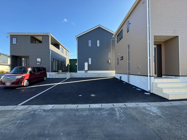 新築戸建・新築建売　岩瀬郡鏡石町旭町【耐震＋制震】第二小・鏡石中の駐車場