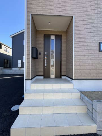新築戸建・新築建売　岩瀬郡鏡石町旭町【耐震＋制震】第二小・鏡石中の玄関