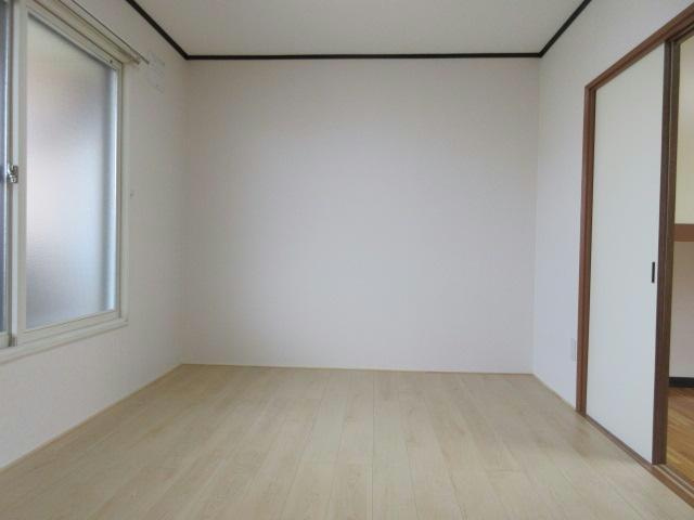 コーポ山口の洋室