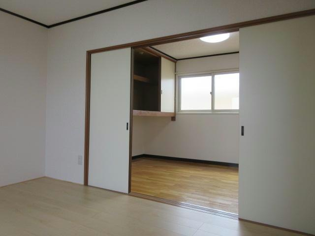 コーポ山口の洋室