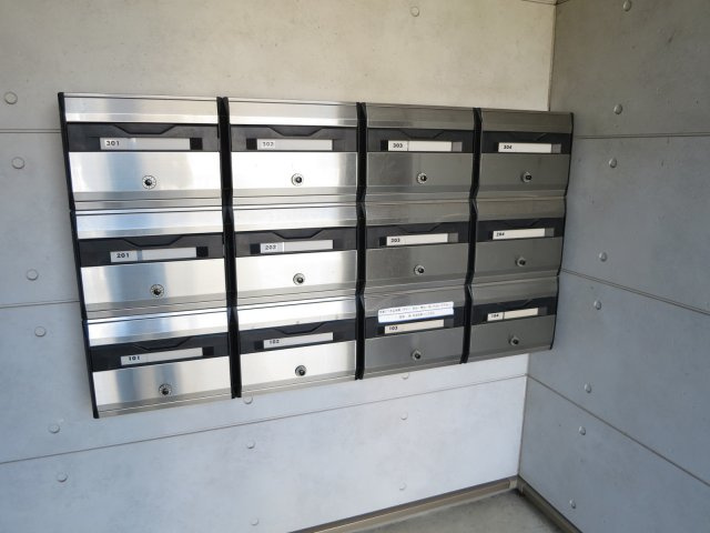 リオ・グランデ　- デザイナーズアパート -のその他共用部分|１階に集合ポストがあります