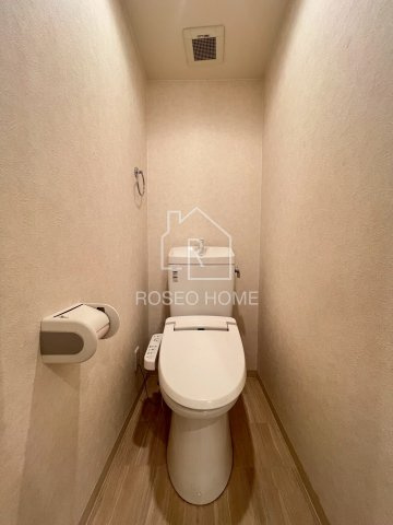 アバンダント釣鐘のトイレ|同マンション別部屋：参考写真