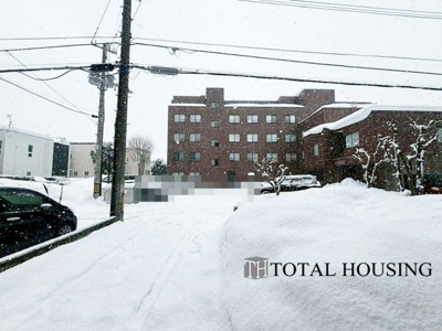 【庭】 | クルーザーバレー山鼻 | 専用庭＋専用駐車場のスペースです。