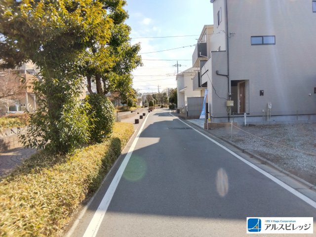 新築／志木市中宗岡１丁目　全１棟の前面道路含む現地写真