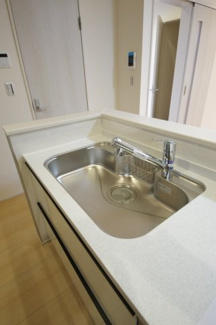 【キッチン】 | 【仲介手数料無料！！】府中市武蔵台1丁目　新築戸建て（全2棟）2号棟　4380万円