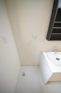 【ランドリースペース】 | 【仲介手数料無料！！】府中市武蔵台1丁目　新築戸建て（全2棟）2号棟　4380万円