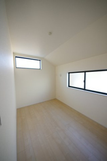 【洋室】 | 【仲介手数料無料！！】府中市武蔵台1丁目　新築戸建て（全2棟）2号棟　4380万円