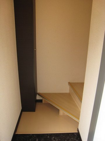 レオネクストグルージアの玄関