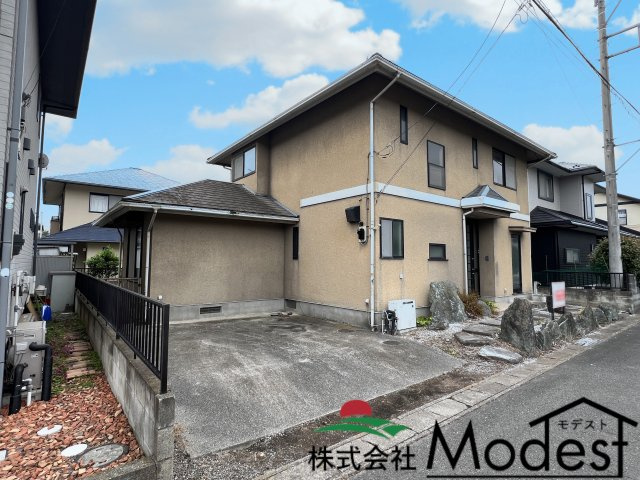 佐波郡玉村町斎田の外観|年中無休で平日の仕事終わり夜２０時まで受付可能です。
事前のご予約がオススメです。お気軽にお問い合わせください。