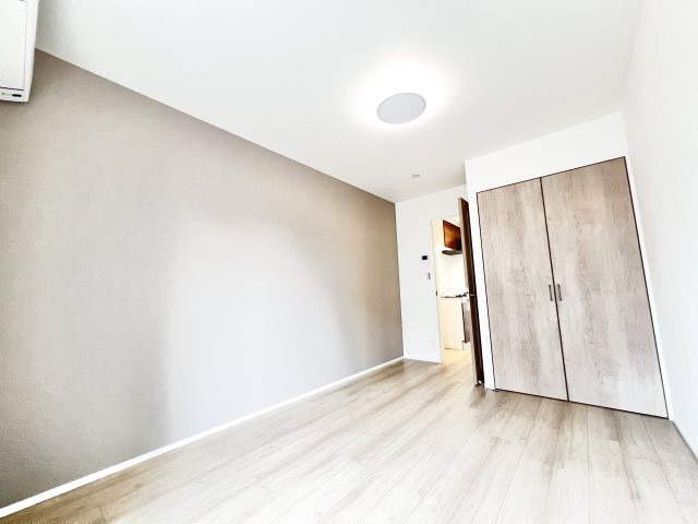 Plume四街道～プリュームヨツカイドウ～の洋室