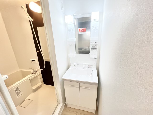 Plume四街道～プリュームヨツカイドウ～の洗面所