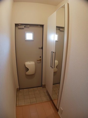 エスティーヌ　シャルム　Ｂの玄関