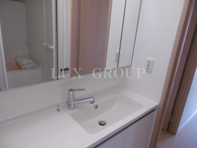 【独立洗面台】 | サヌール