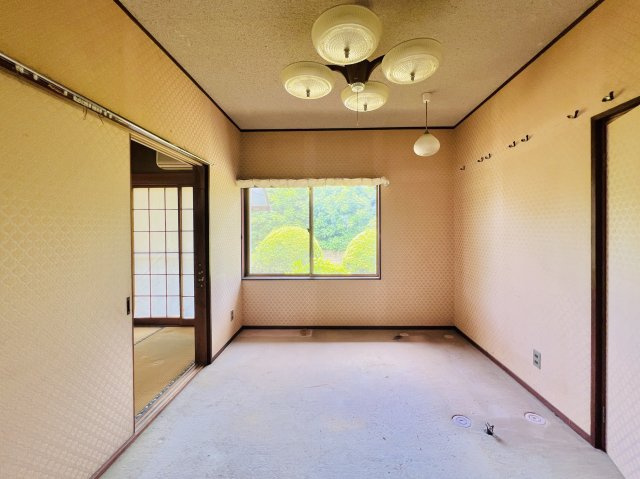 高崎市下室田町の洋室|キッズスペースや家事スペースとしても♪