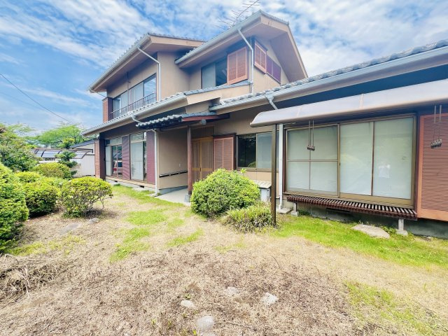 高崎市下室田町の庭|広々としたお庭のスペース♪