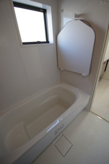 【浴室】 | 【仲介手数料無料！！】府中市武蔵台1丁目　新築戸建て（全2棟）3号棟　4780万円