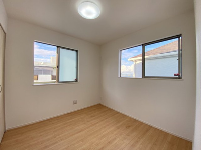 【洋室】 | うるま市栄野比（全4棟）B号棟 | ※同仕様写真です