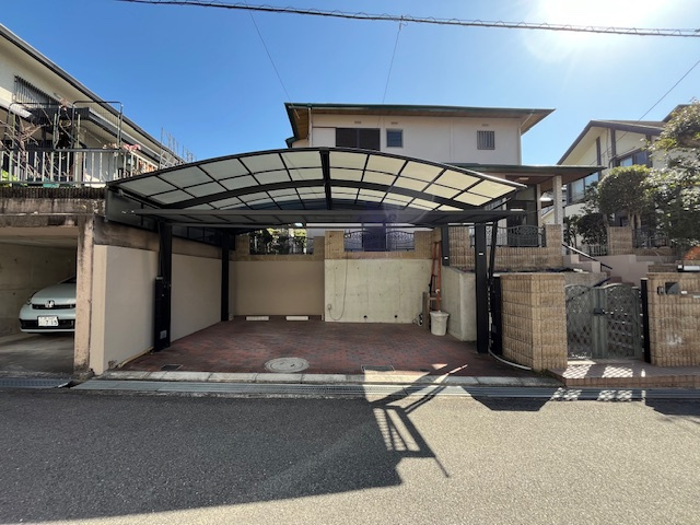 堺市しんひのおだい戸建の駐車場