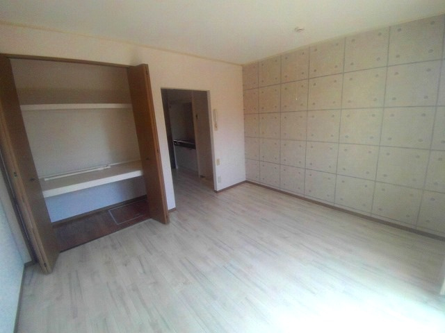 エントピアくるみの洋室