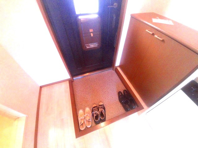 エントピアくるみの玄関