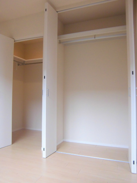 Ｐｉｎ　Ｄｅｍｅｕｒｅの収納|★壁一面のクローゼット★