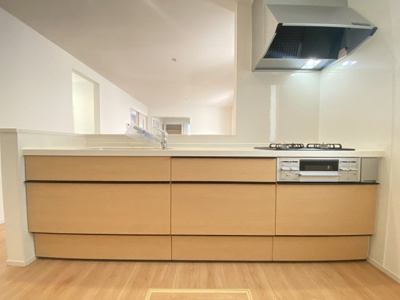 【キッチン】 | うるま市栄野比（全4棟）A号棟 | ※同仕様写真です