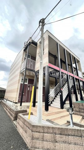 リバストンの外観