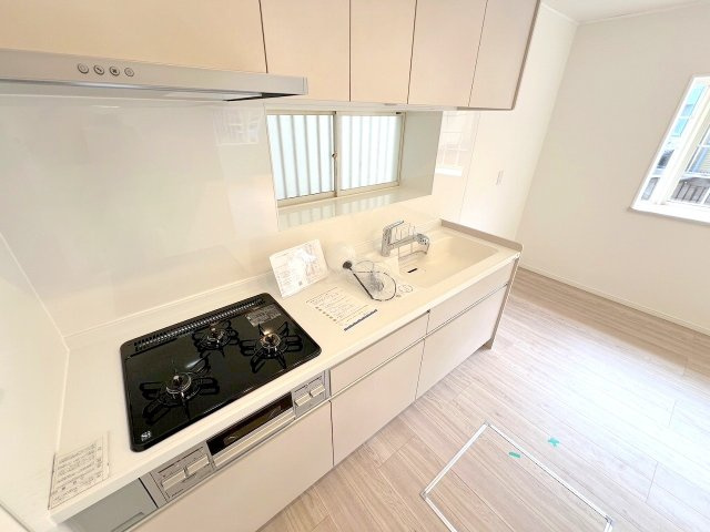 武蔵村山市学園3丁目　リフォーム済み中古戸建の独立洗面台