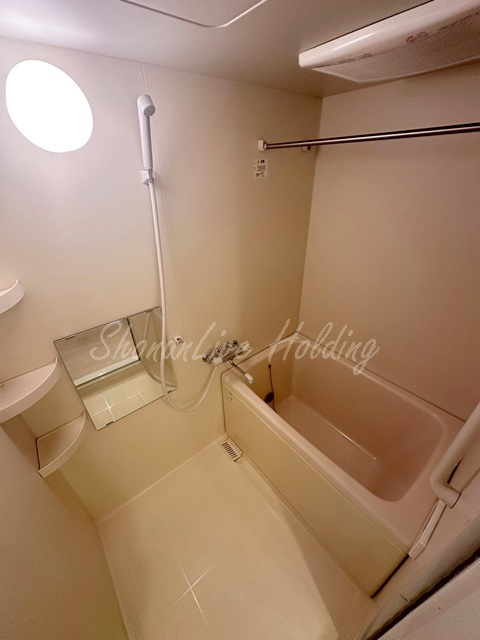 相模原市中央区相模原６丁目の賃貸マンションの浴室|浴室乾燥機完備♪