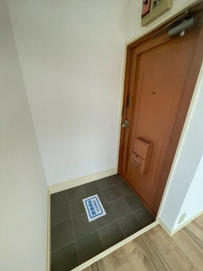 【玄関】 | シャトレーヌ