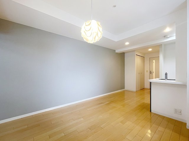 セレッソコート新大阪の洋室|12.3帖の洋室です