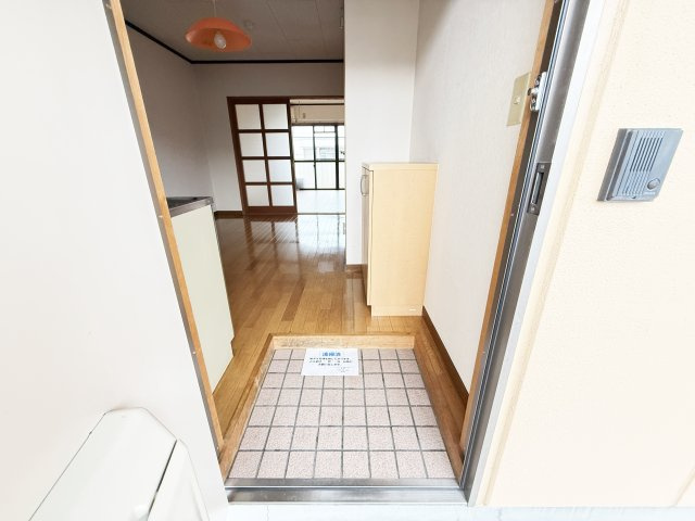 シルキーハイツの玄関