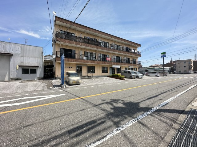 シルキーハイツの外観