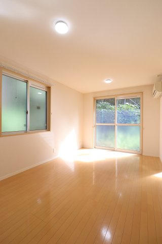 かぐや姫パークBの居間・リビング|別部屋の写真です。