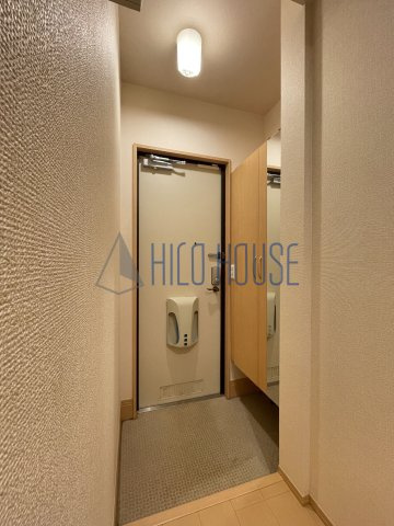 ラ・グラシューズAの玄関