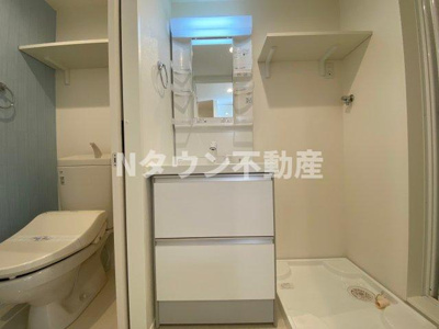 【独立洗面台】 | ハーモニーテラス千種 | 独立洗面台、小物を置くことができて便利です