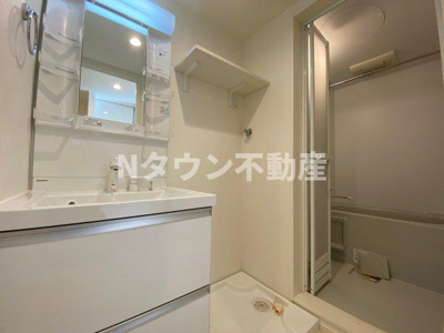 【洗面所】 | ハーモニーテラス千種 | 明るい洗面所です
