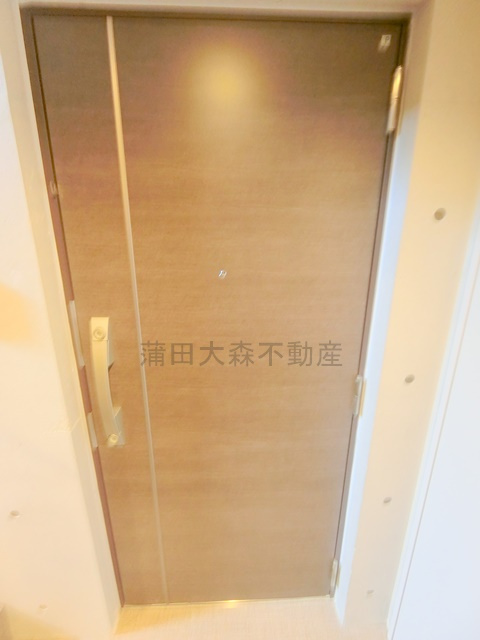 LUORE池上の玄関