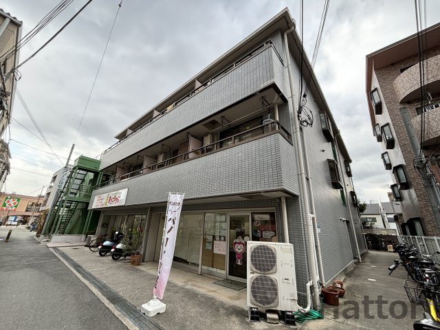 マンションアマティの外観