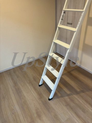 【寝室】 | ブリティッシュプラム