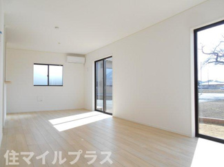 【居間・リビング】 | 矢吹町八幡町新築一戸建て3棟 | ゆったり過ごせる居間です